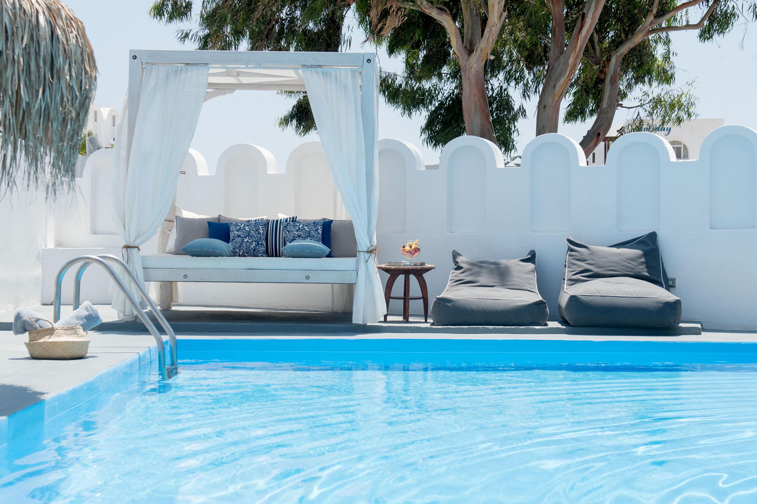 Hotel Aegeeis Perissa (Santorini)